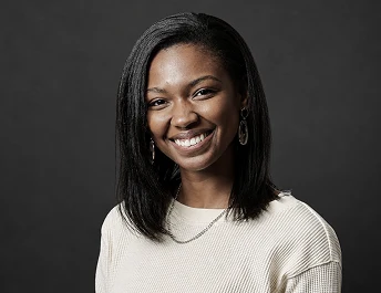 Portrait of Nicole Nisbett